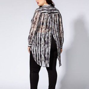 NWT Mblm sz 2 Tess Holiday sheer blouse